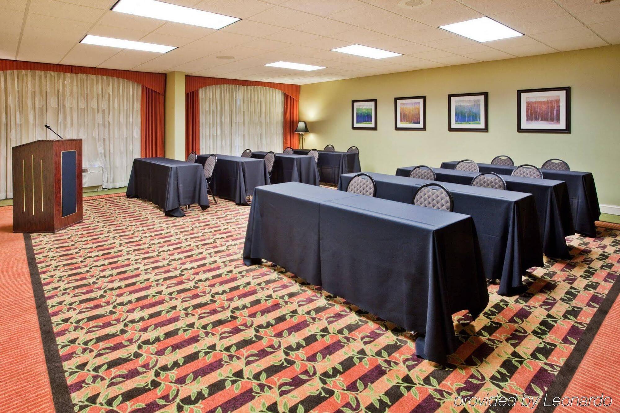 Holiday Inn Express Hotel & Suites Greenville-I-85 & Woodruff Road By Ihg Екстериор снимка
