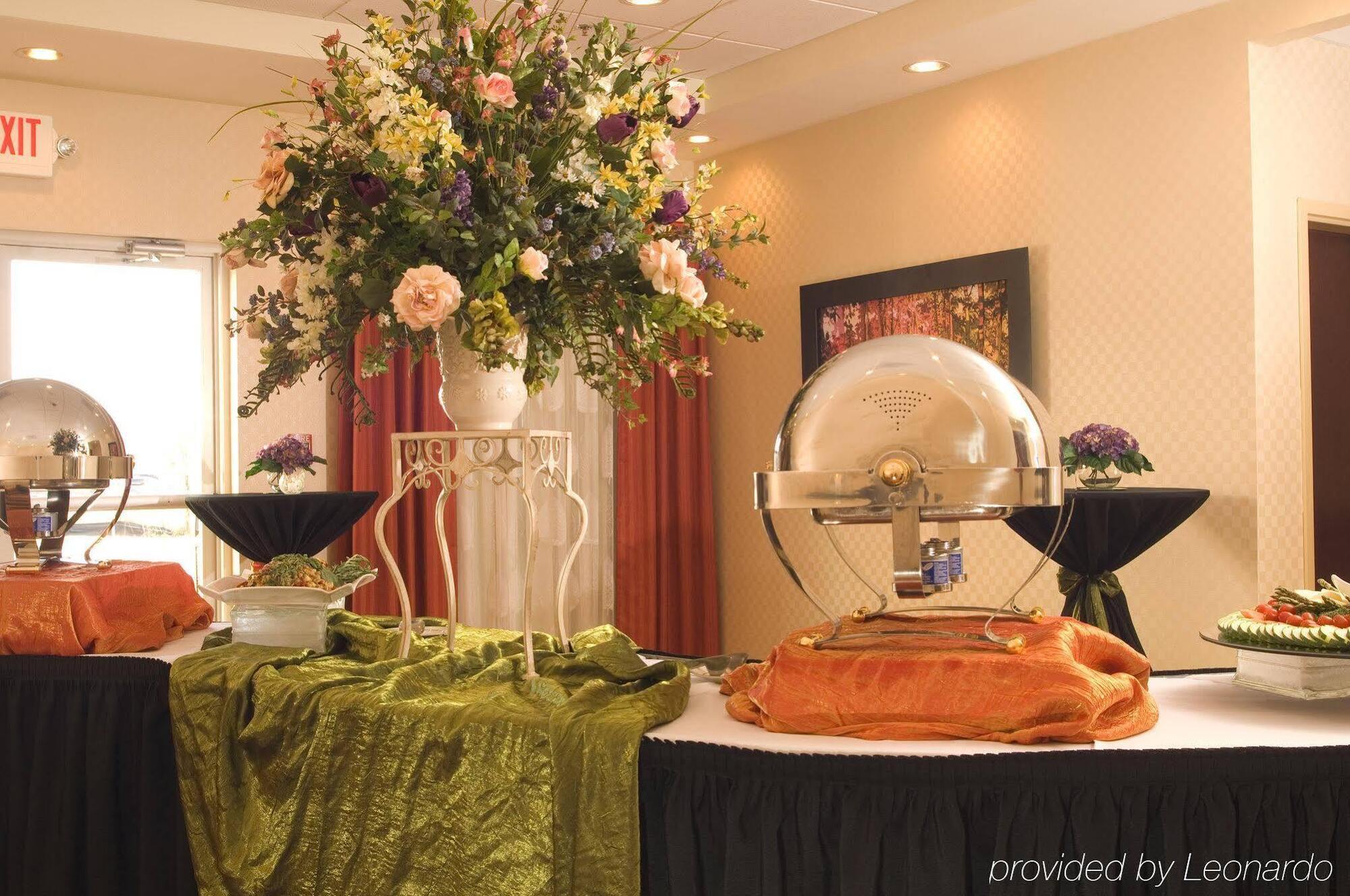 Holiday Inn Express Hotel & Suites Greenville-I-85 & Woodruff Road By Ihg Екстериор снимка